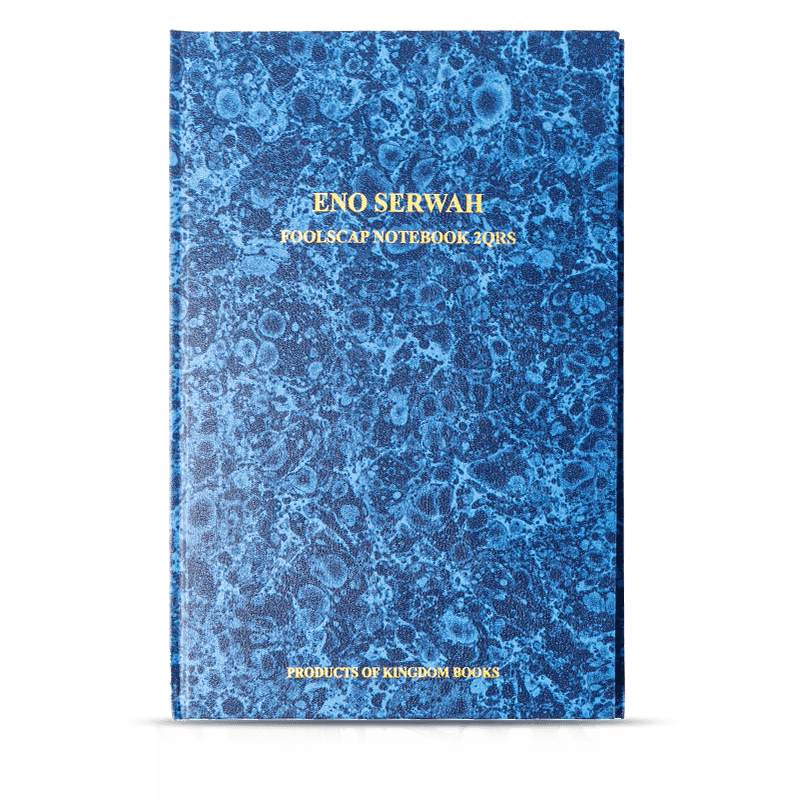Caderno de capa dura coberto com placa cinza